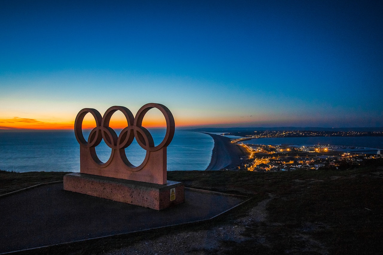 London Given an Etiquette Guide Ahead of the 2012 Olympics