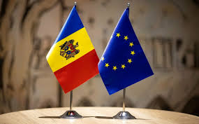 The History of the Moldovan Language: From Latin to Modernity